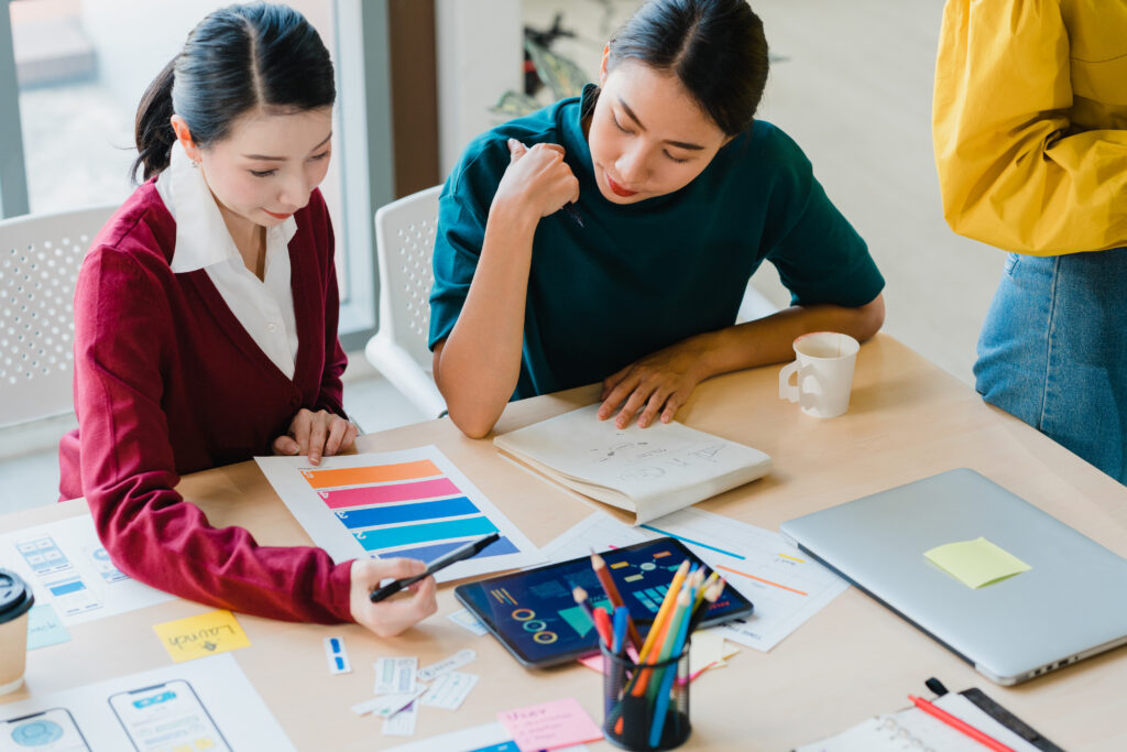 How to Successfully Outsource Graphic Design Work to the Philippines