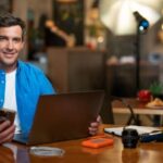 What are cross-border payments? How B2B businesses can use Payoneer for global transactions