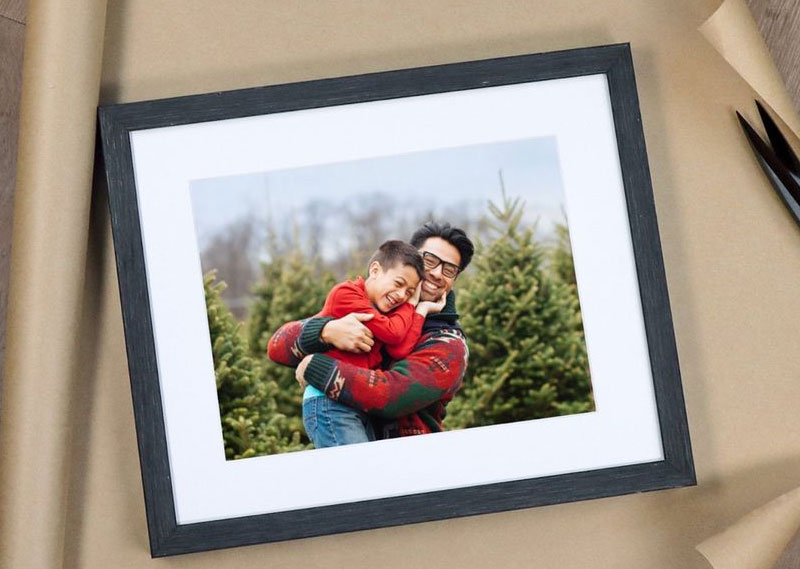 Thoughtful Personalised Gifts: Modern Alternatives to the Traditional Photo Frame