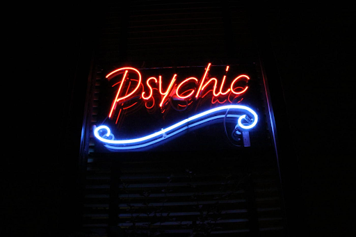 What to Expect During Your First Psychic Reading