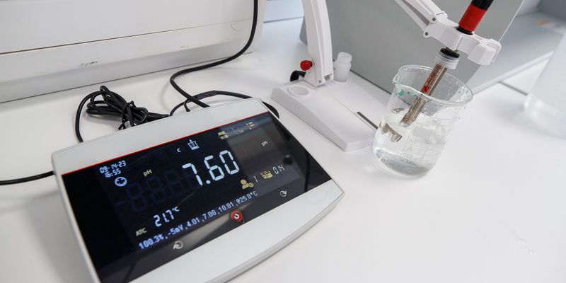 How Environmental Labs Choose Titration Systems for UK Water Testing