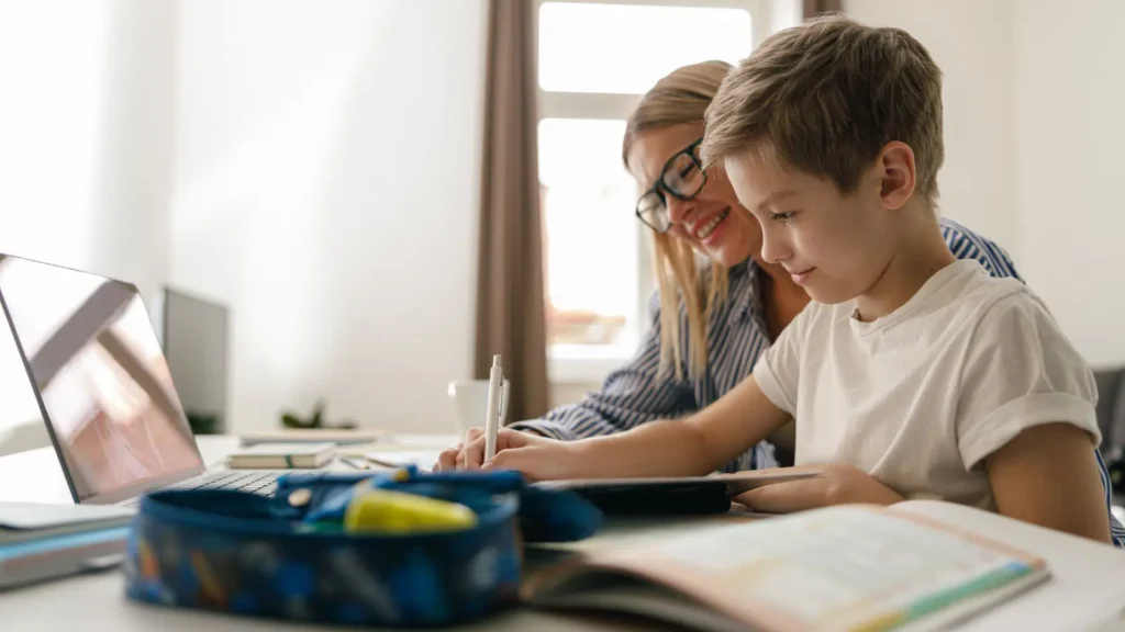 The Ultimate US Parent’s Guide to Choosing a Kindergarten Homeschool Curriculum in 2025