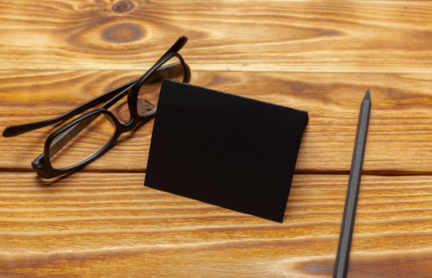 The Complete Black Business Card Paper Guide: Weight, Texture, and Coating Explained for US Brands